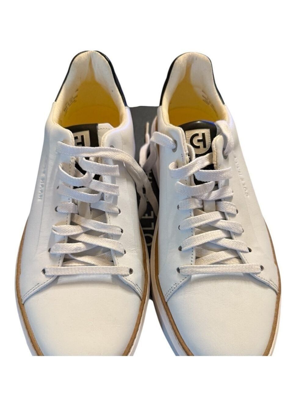 GP RLLY LSR CUT SNKR Men’s Size 8M
Cole Haan White Minimalist Sneakers